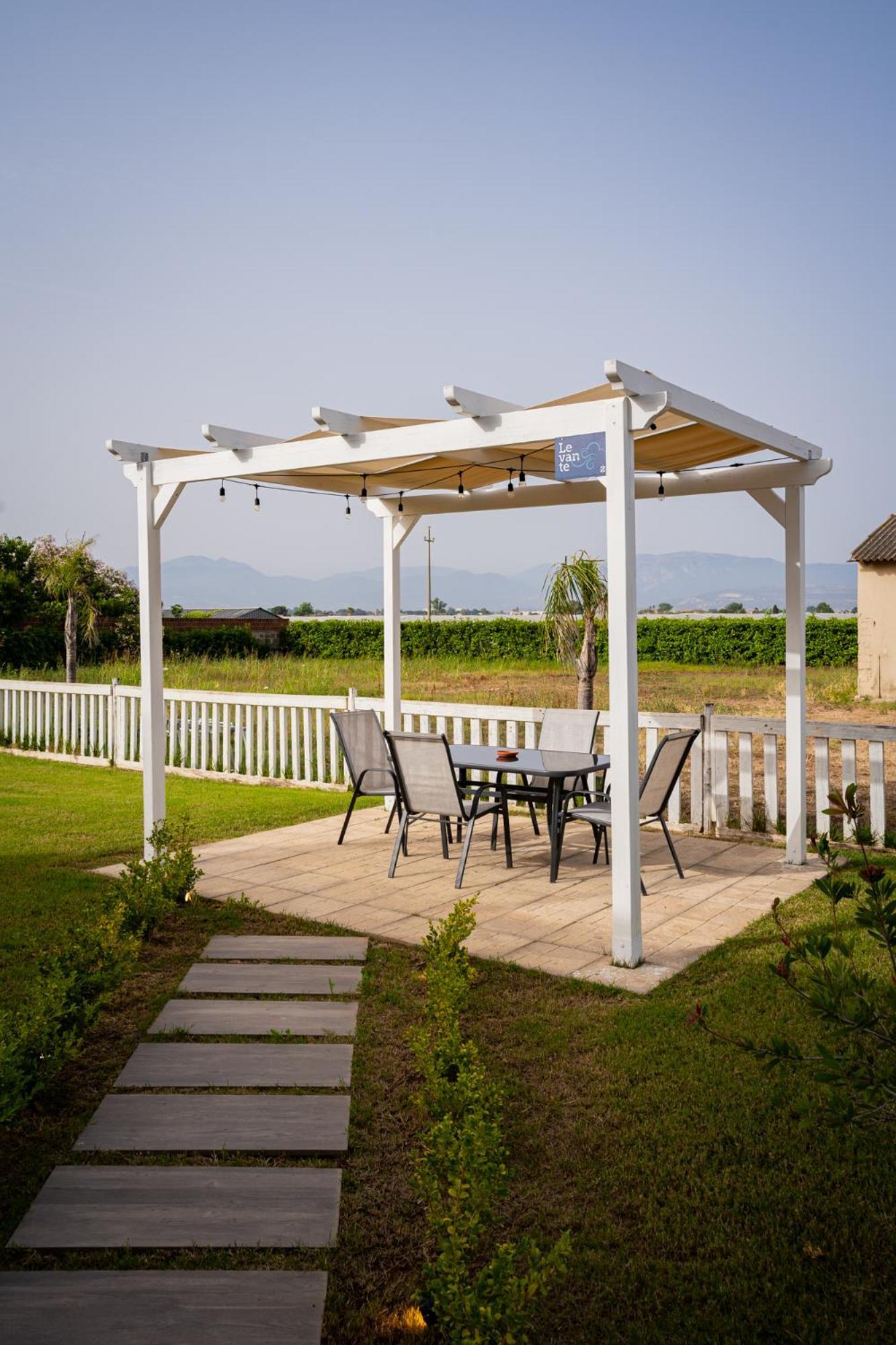 Villa Zefiro Suites & Events Батипалия Екстериор снимка